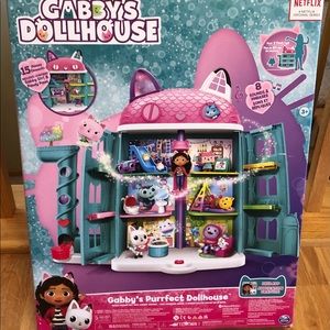 New! (1) Gabby’s Purrfect Dollhouse